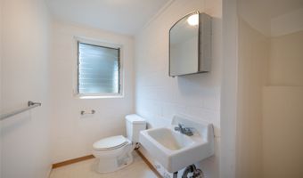 98-1383 Akaaka St, Aiea, HI 96701