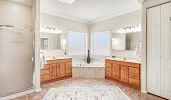 124 75th St SW, Albuquerque, NM 87121