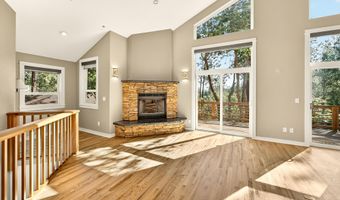 774 Lisa Ln, Ashland, OR 97520