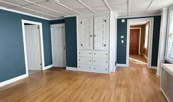 16 Pearl St, Brandon, VT 05733