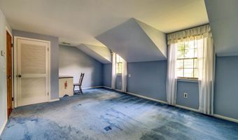 718 Blenheim Ave, Absecon, NJ 08201