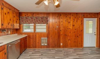 61 Bignon St, Barnwell, SC 29812