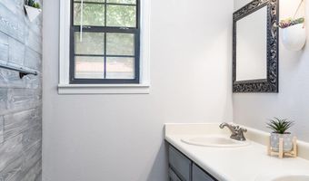 411 N CHURCH St, Bloomfield, NM 87413