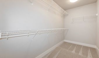 2231 Chan Dr, Adel, IA 50003