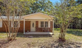 5703 Old River Rd, Baker, FL 32531