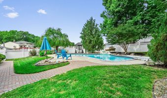 36 BEAVER Dr, Barrington, NJ 08007