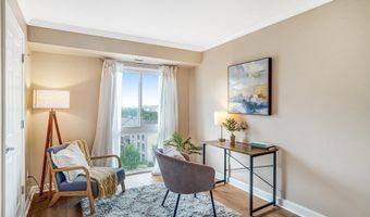 6143 EDSALL Rd J, Alexandria, VA 22304