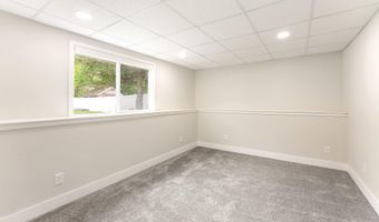 10775 Lance Ave, Allendale, MI 49401