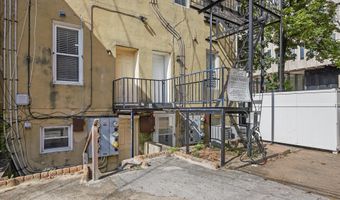 2645 N CHARLES St B, Baltimore, MD 21218