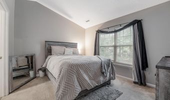 620 Thornbird Cir, Boiling Springs, SC 29316