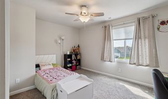 2714 NW 23rd St, Ankeny, IA 50023