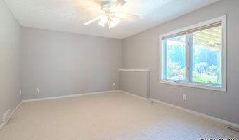 5814 Cannon Hills Dr NE, Ada, MI 49301