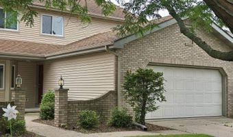 5695 Wilshire Dr, Madison, WI 53711