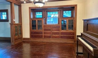 839 Bloomfield Ave, Akron, OH 44302