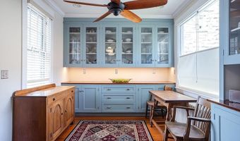 10 Bull St, Newport, RI 02840