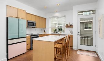 2350 NW OAK KNOLL Pl, Beaverton, OR 97006