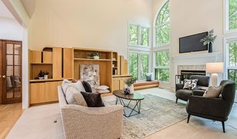 1544 Newport Creek Dr, Ann Arbor, MI 48103