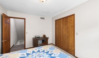 6903 Hidden Valley Dr, Amherst, OH 44001