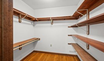 1 Old Milford Rd, Amherst, NH 03031