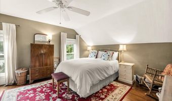 23 Commercial St, Belfast, ME 04915