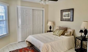 6 Ray Ct, Bedminster, NJ 07921