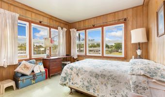 146 Kaluamoo St, Kailua, HI 96734