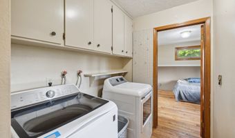28272 S HULT Rd, Beavercreek, OR 97004