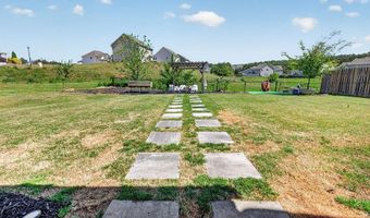 13 Darby Ln, Adairsville, GA 30103