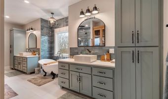 8128 Belmont Dr, Alma, AR 72921