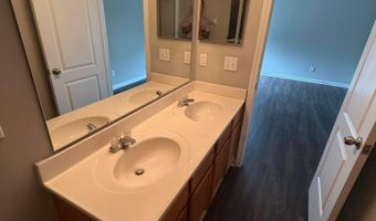 9335 Polaris Green Dr, Columbus, OH 43240