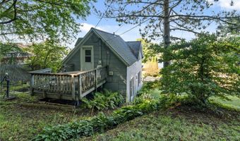 907 S 2nd St, Alma, WI 54610