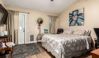 1638 N LONGMORE St, Chandler, AZ 85224
