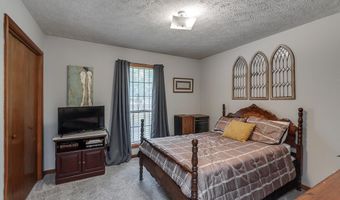 180 Alton Cir, Benton, MS 39039