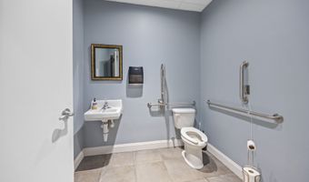 1271 S Broad St, Wallingford, CT 06492