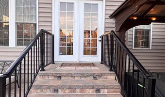 41523 CROSS CANTER Dr, Aldie, VA 20105