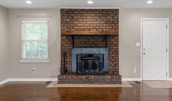 11127 E Brainerd Rd, Apison, TN 37302
