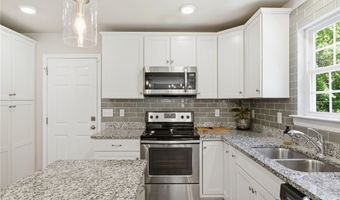 8405 E Patrick Henry Rd, Ashland, VA 23005