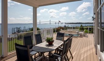 10 Coulter St, Jamestown, RI 02835