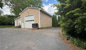 1 Edgewood Ave, Hopkinton, RI 02804