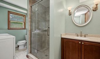 17 Green Hill Rd, Bethany, CT 06524