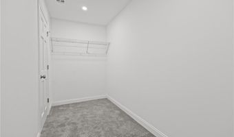 253 Central St, Lincoln, RI 02865