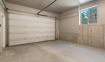 702 Glacier Loop Rd, Bayview, ID 83803