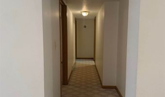 530 S 5th St, Akron, IA 51001