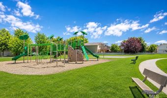 10122 W Shelborne Dr, Boise, ID 83709