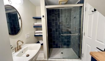 13 Old Mill Rd, Arlington, VT 05250
