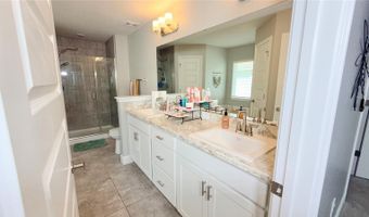 4015 TULLAMORE Ln, Auburndale, FL 33823