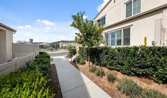 303 Citrine Trl, Fallbrook, CA 92028