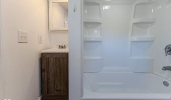 2018 N County Road 425 E, Avon, IN 46123