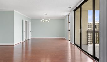 1016 S WAYNE St 1008, Arlington, VA 22204