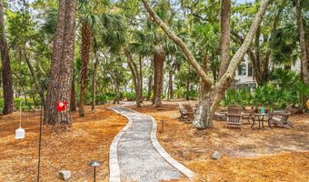 10 20 Islands Ln, Beaufort, SC 29902